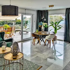  Apartment Panoramic